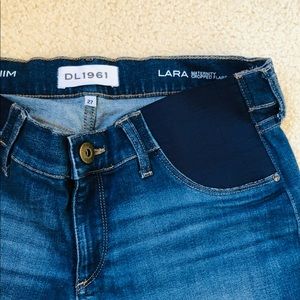DL1961 maternity jean